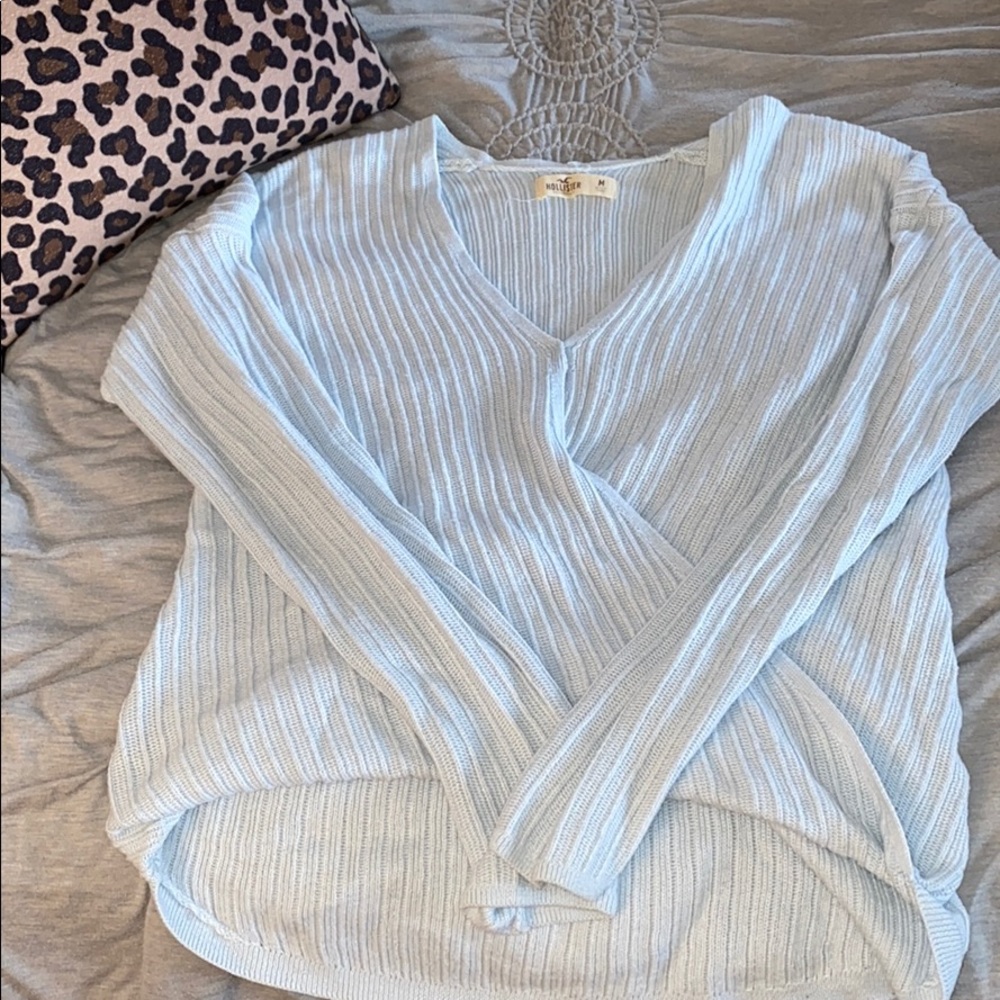 Cropped V-Neck Sweater